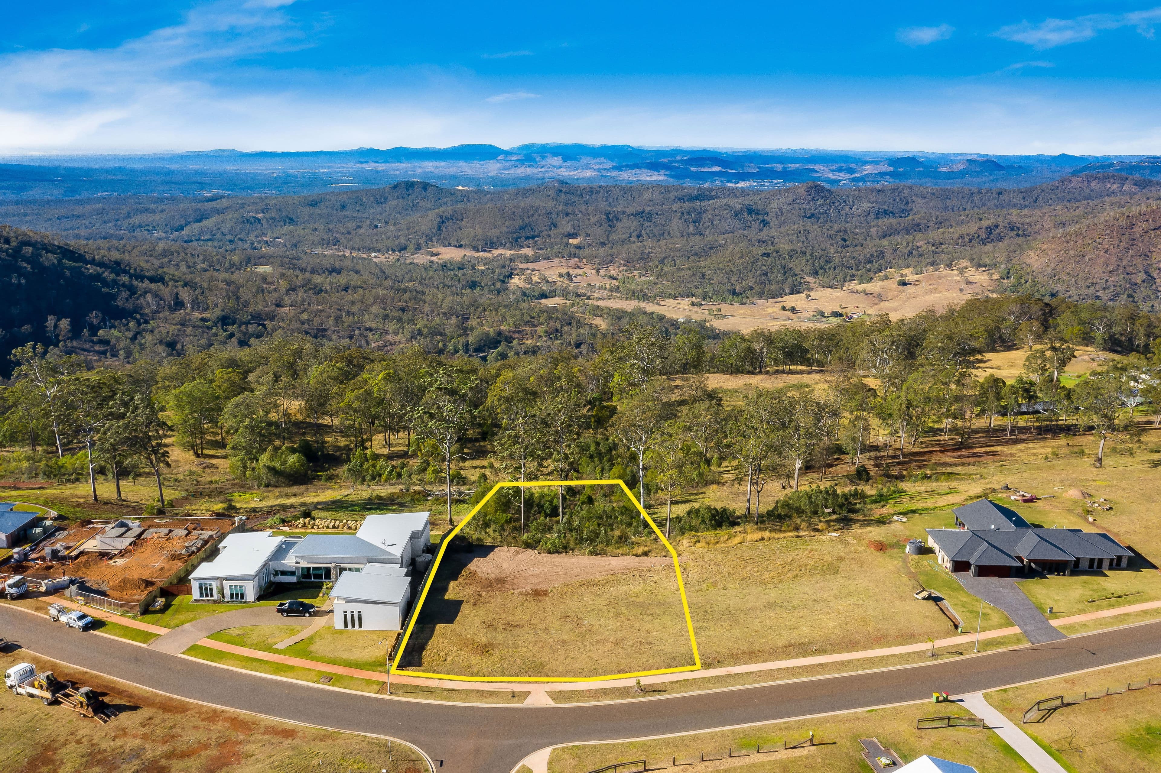 23 Escarpment Avenue, Cabarlah QLD 4352, Cabarlah - Thumbnail 3