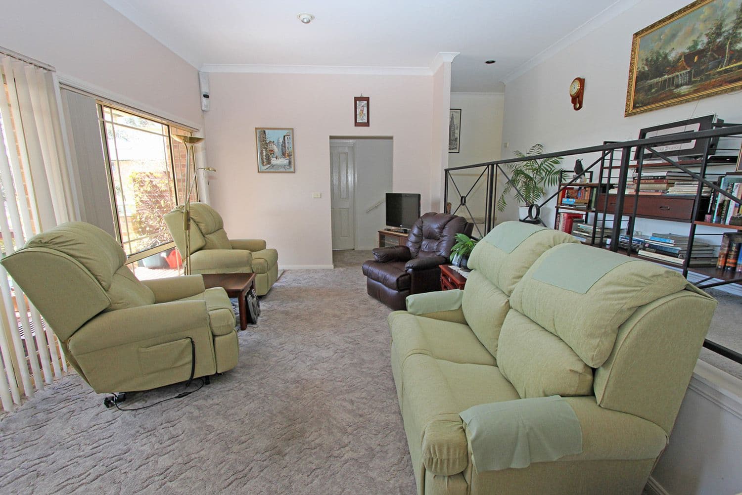 30 Katherine Crescent, GREEN POINT NSW 2251, Green Point - Thumbnail 5