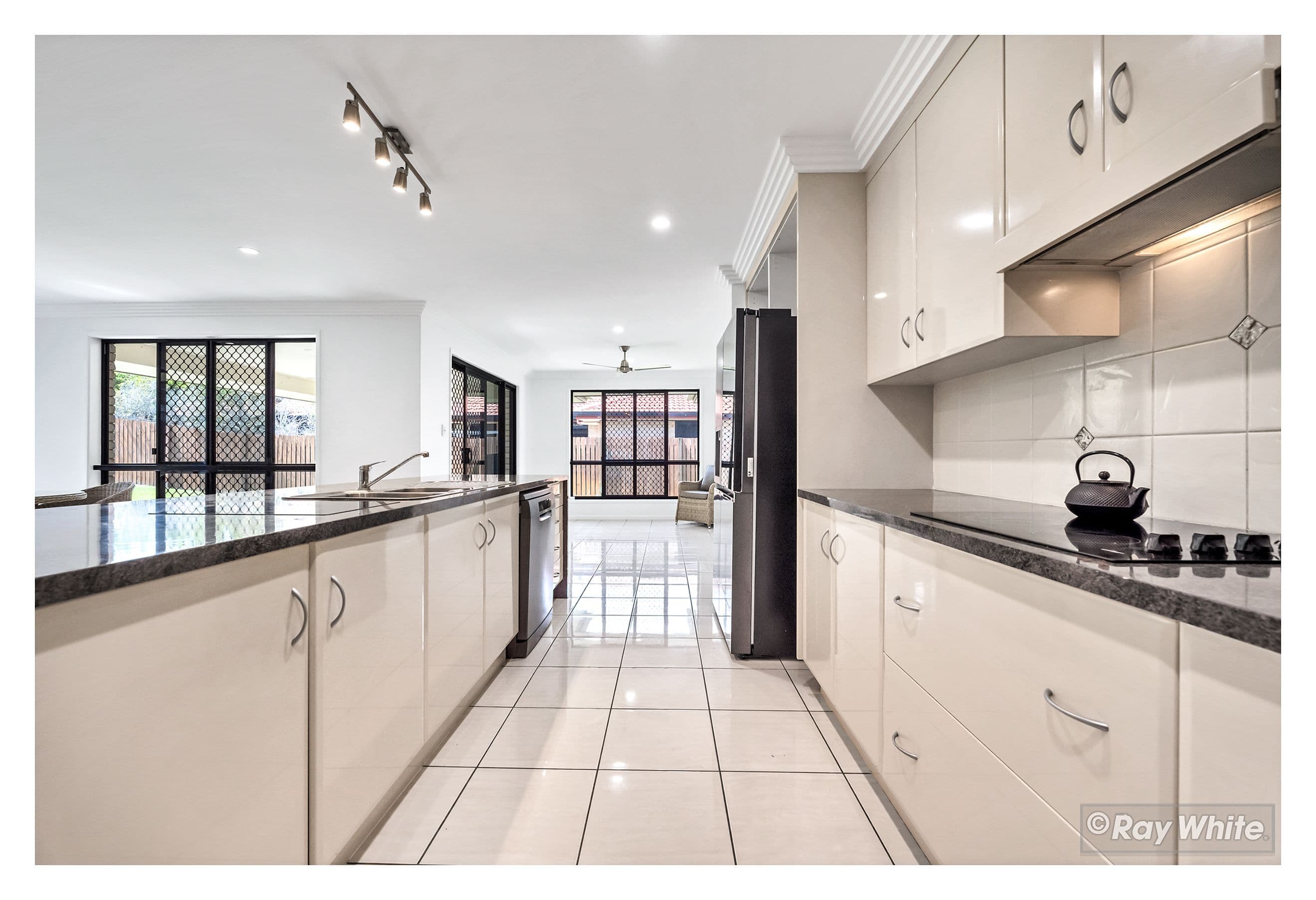 49 Sunset Drive, Norman Gardens QLD 4701, Norman Gardens - Thumbnail 8