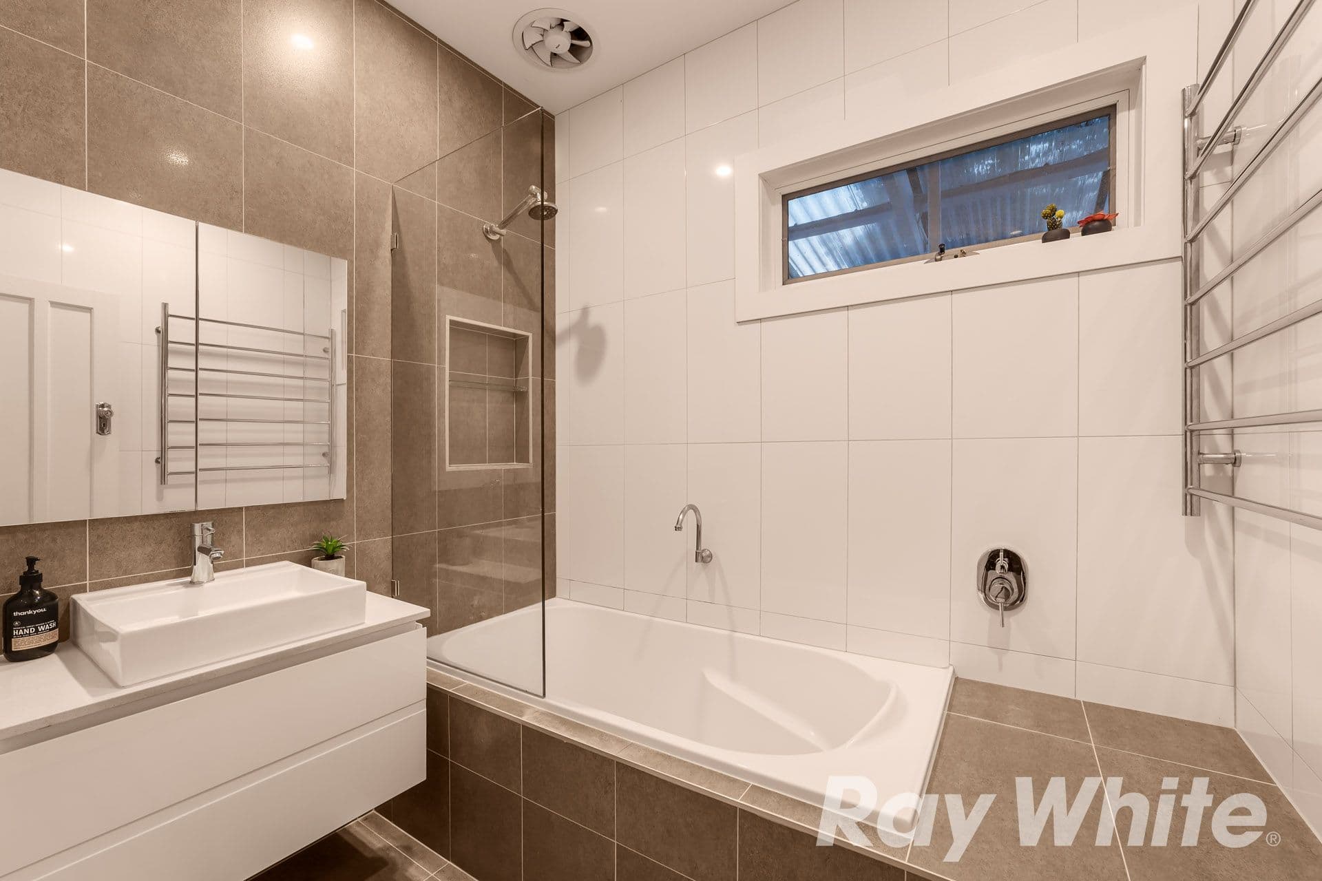 62 Strathallan Road, Macleod VIC 3085, Macleod - Thumbnail 7