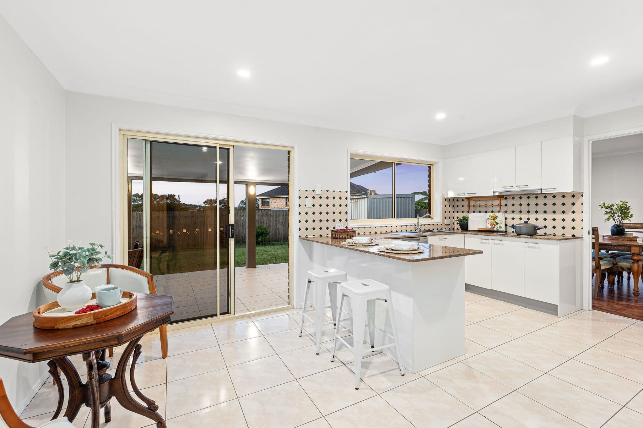 65 Blue Grass Crescent, Eight Mile Plains QLD 4113, Eight Mile Plains - Thumbnail 6