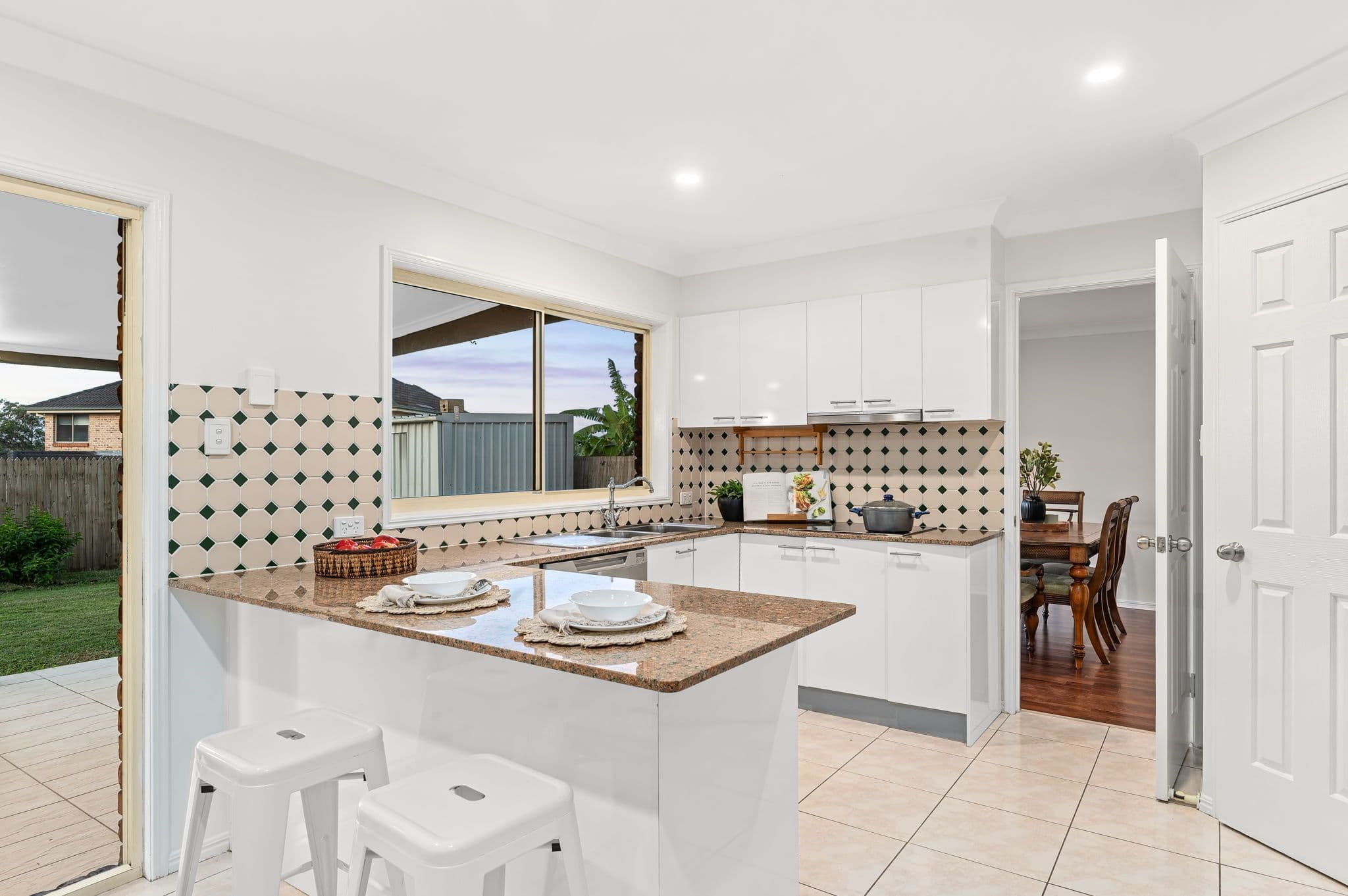 65 Blue Grass Crescent, Eight Mile Plains QLD 4113, Eight Mile Plains - Thumbnail 8