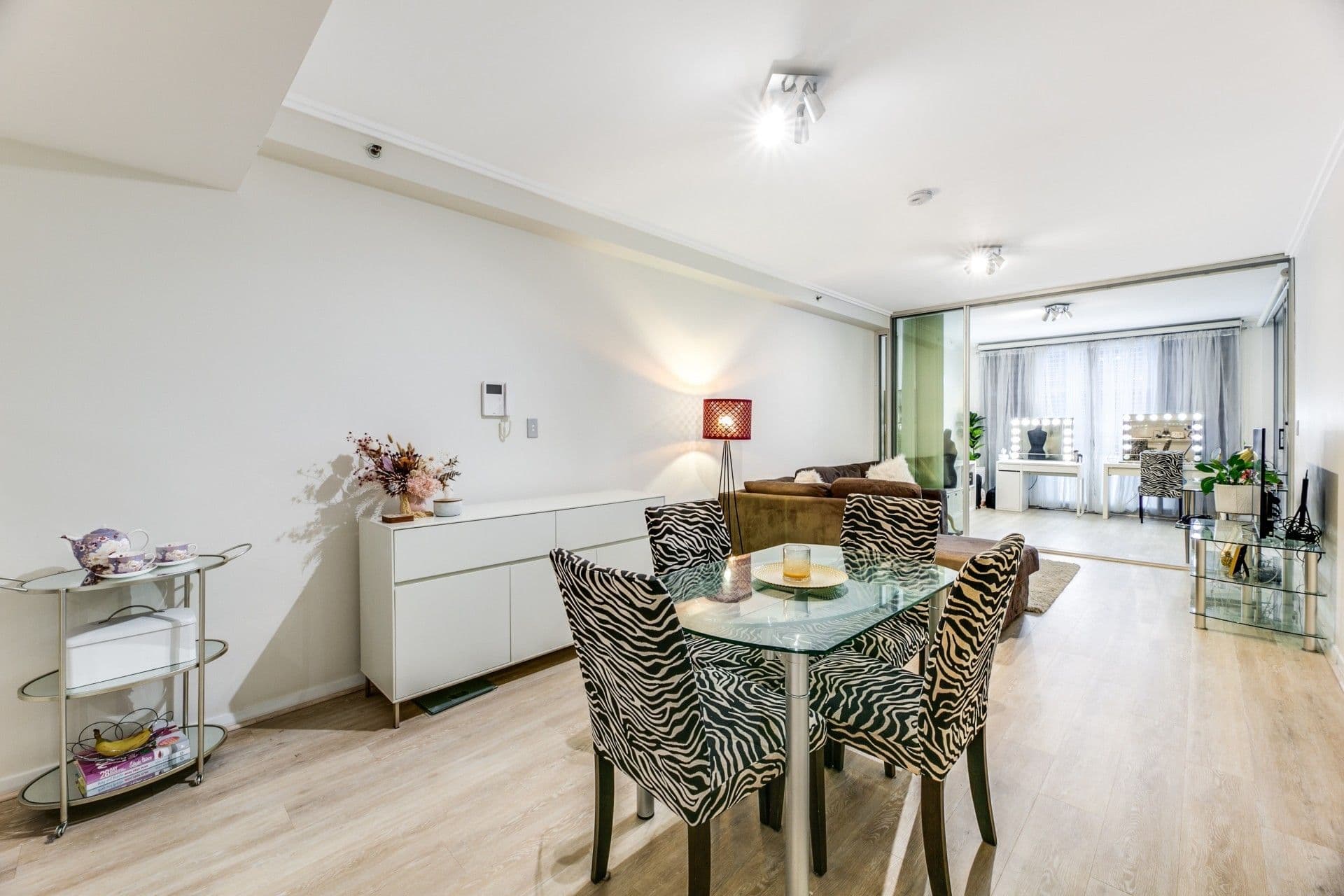 7 Bourke Street, Mascot NSW 2020, Mascot - Thumbnail 2