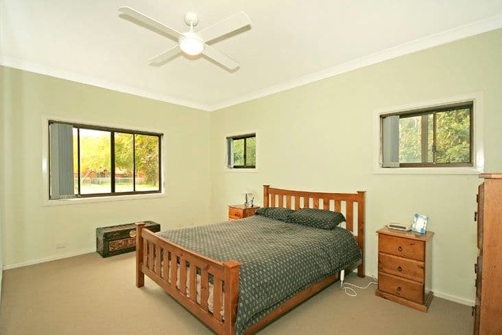 20 Ferntree Road, ENGADINE NSW 2233, Engadine - Thumbnail 4