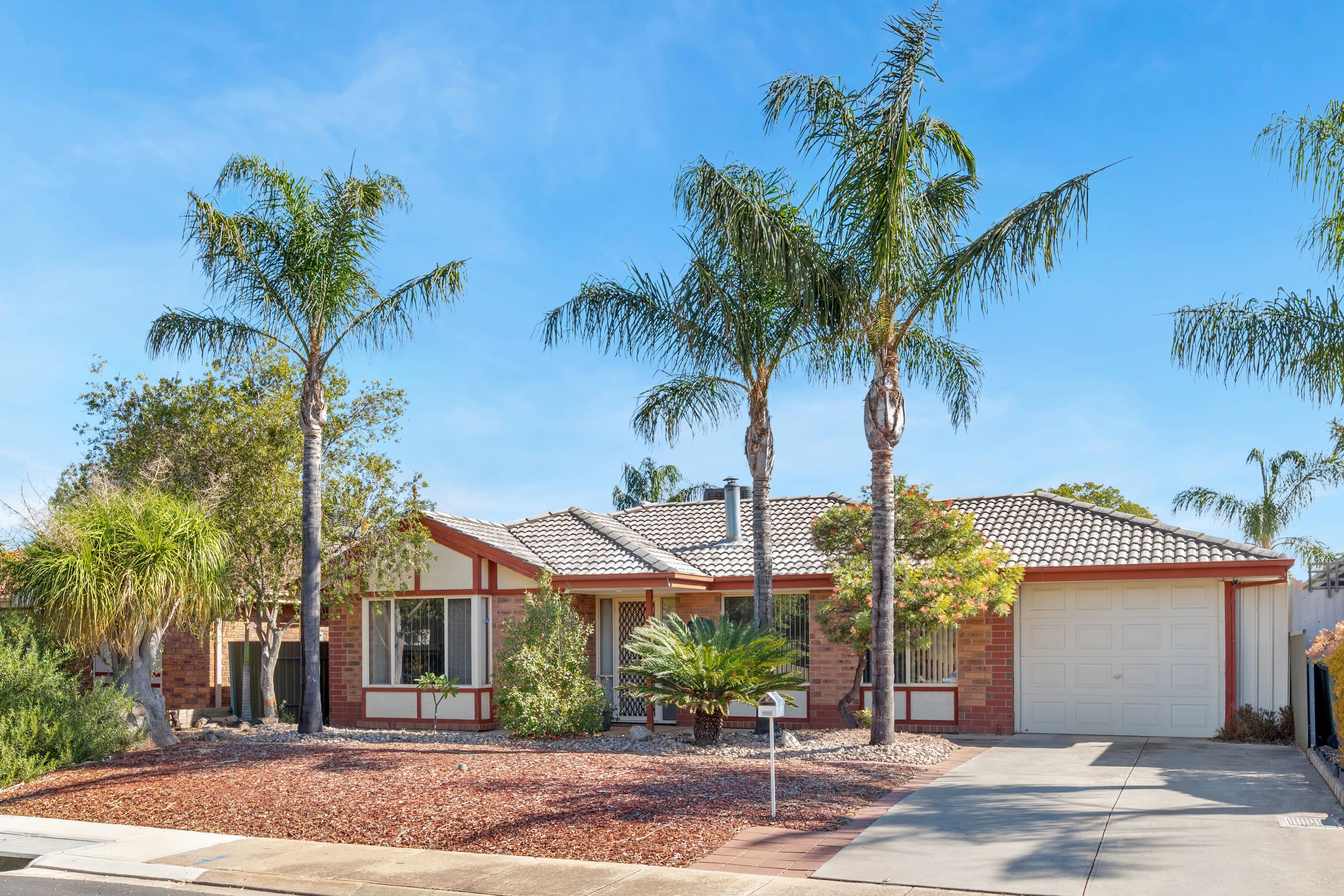 12 Grace Avenue, Andrews Farm SA 5114, Andrews Farm - Image 1