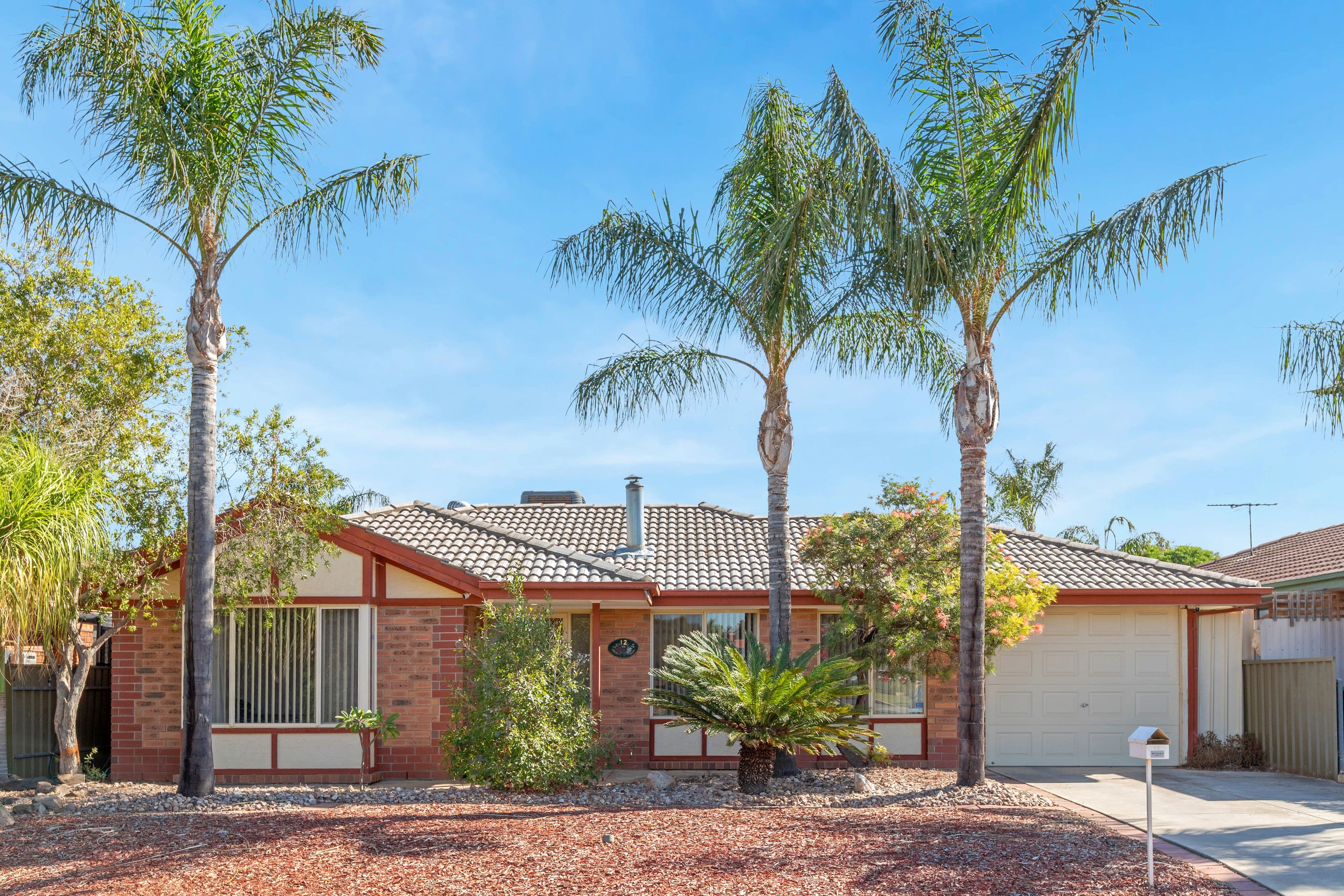 12 Grace Avenue, Andrews Farm SA 5114, Andrews Farm - Thumbnail 2