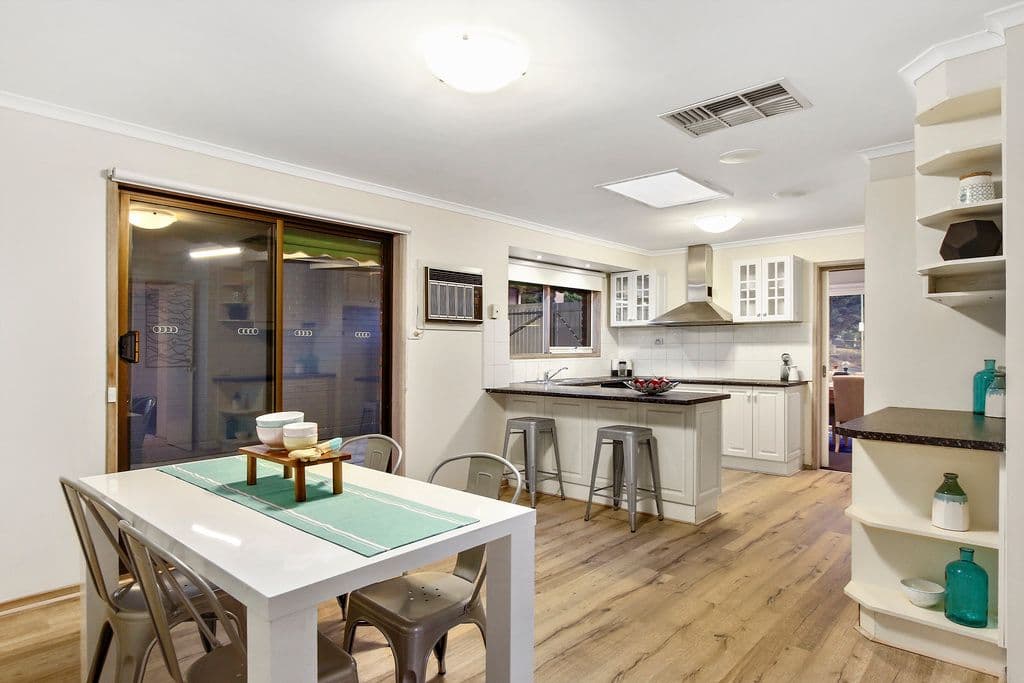 61 LANDSCAPE Drive, Mooroolbark VIC 3138, Mooroolbark - Thumbnail 5