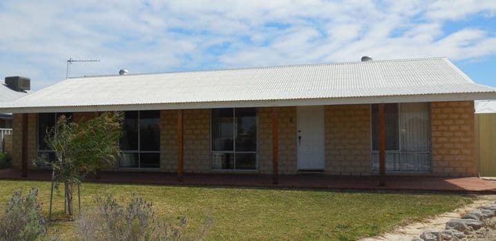 4 Salvaire Crescent, LANCELIN WA 6044, Lancelin - Thumbnail 2