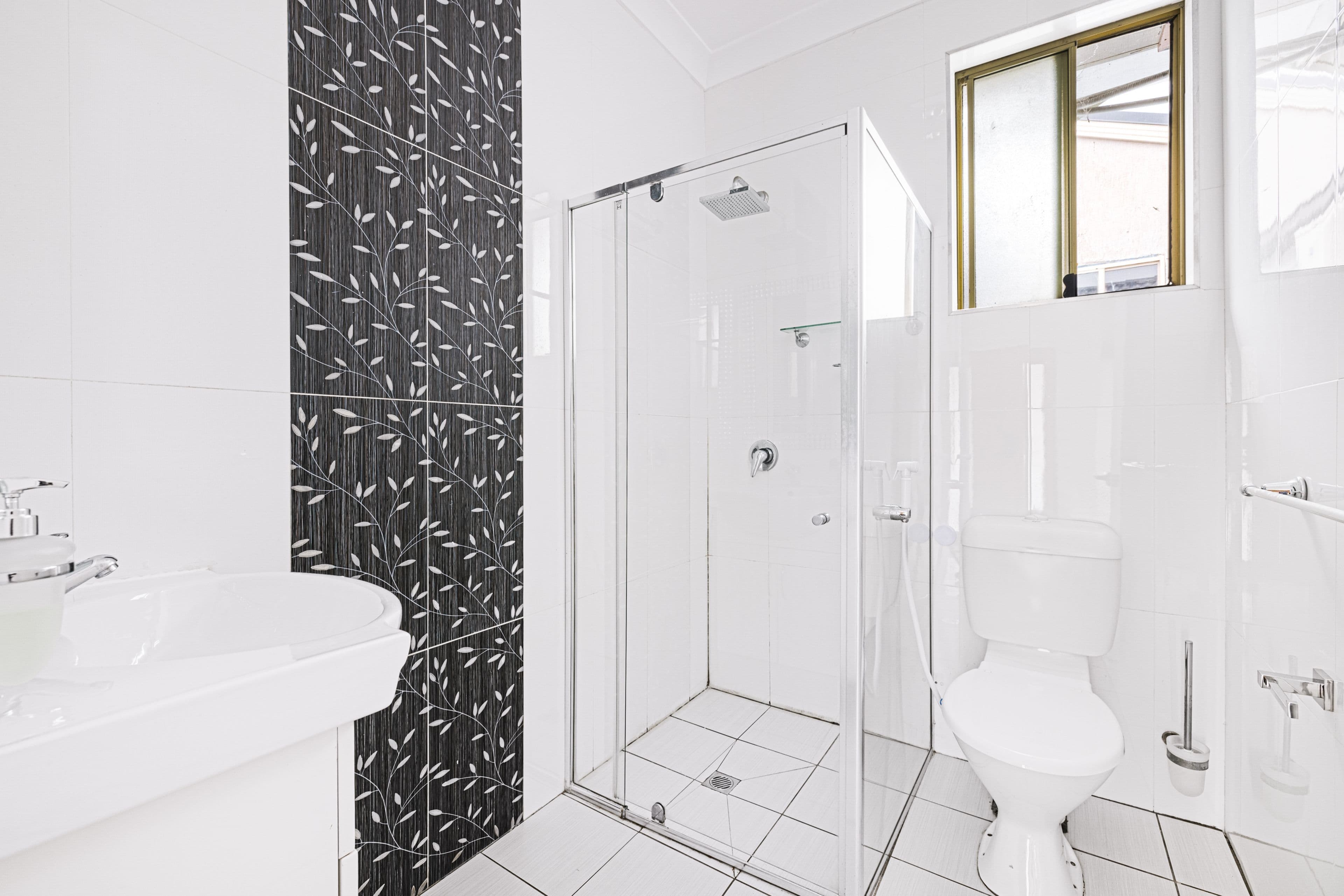 7 Crosby Crescent, Fairfield NSW 2165, Fairfield - Thumbnail 7