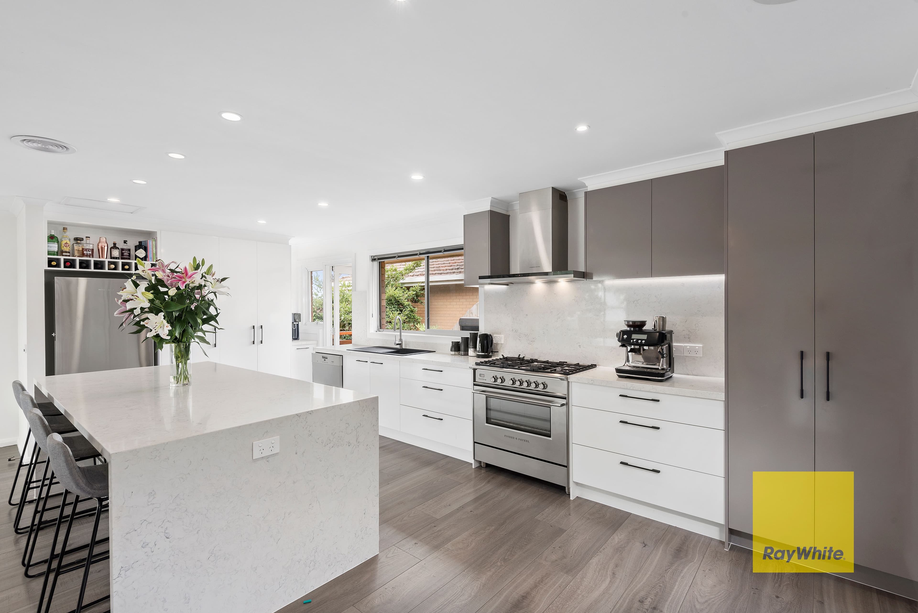 34A Reigate Road, Highton VIC 3216, Highton - Thumbnail 2