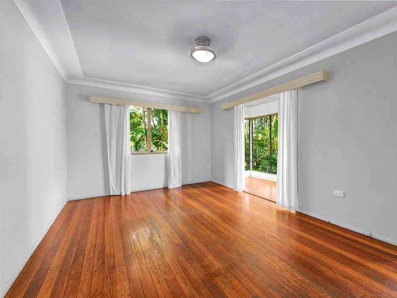 5 Moffatt Street, Scarborough, Scarborough - Thumbnail 3