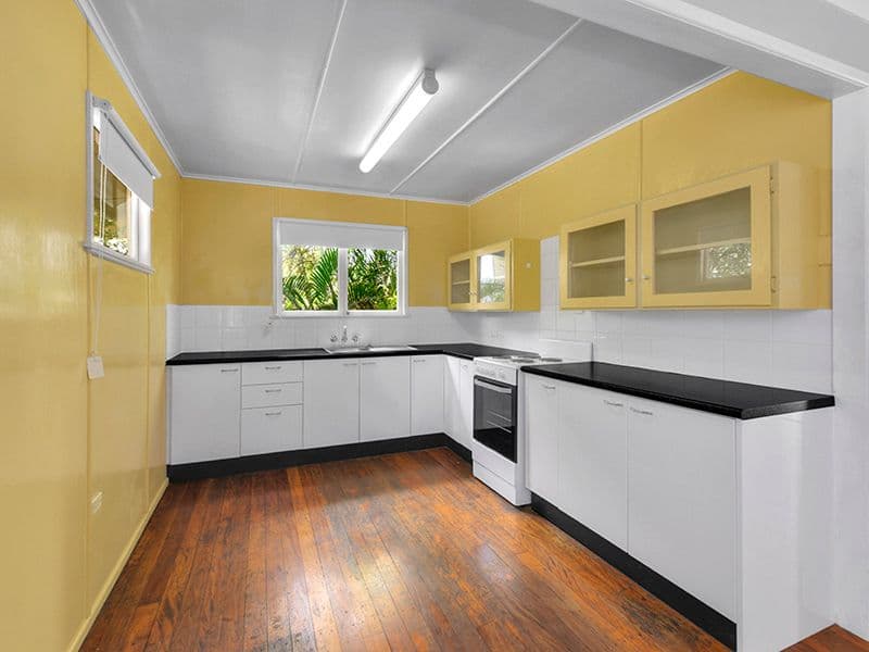 5 Moffatt Street, Scarborough, Scarborough - Thumbnail 4