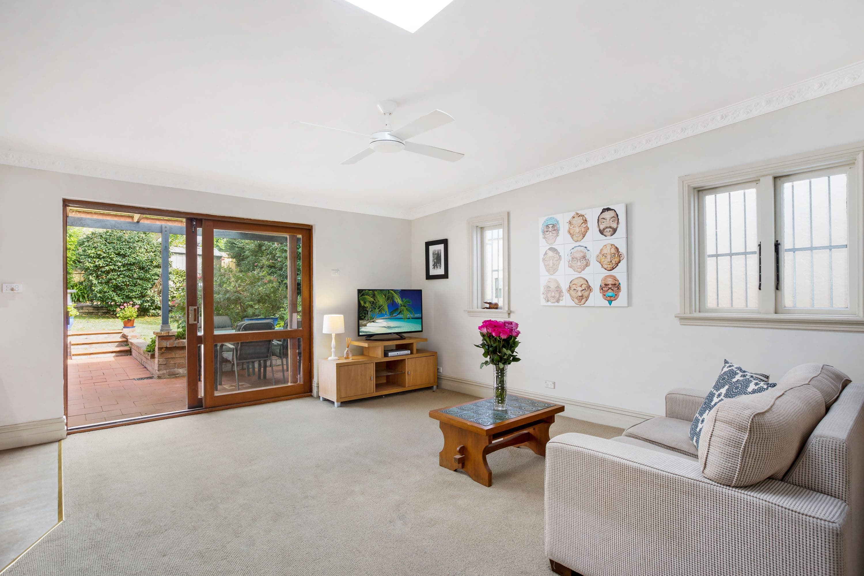 9 Moonbie Street, Summer Hill - Thumbnail 2