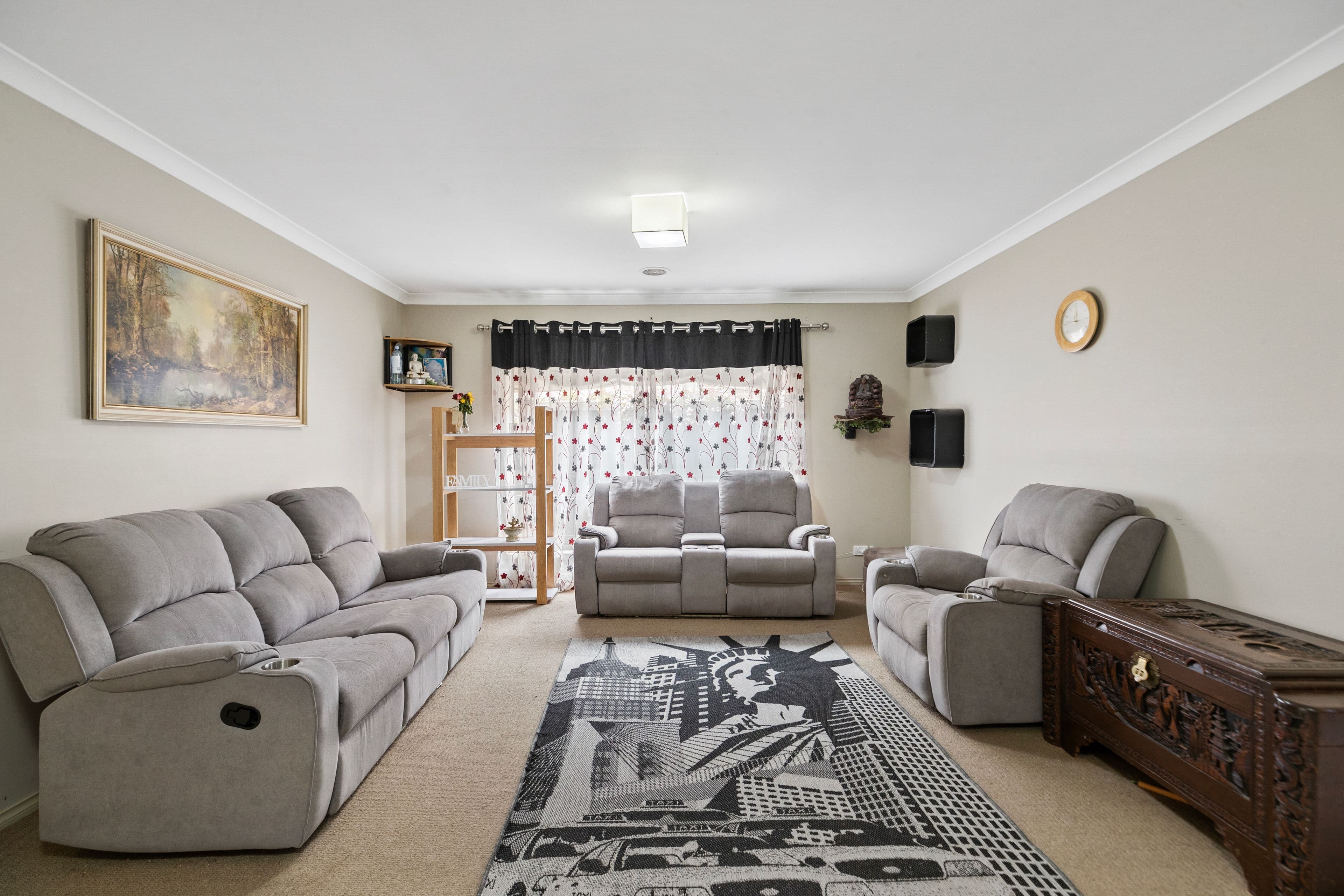76 Gallery Way, Pakenham VIC 3810, Pakenham - Thumbnail 2