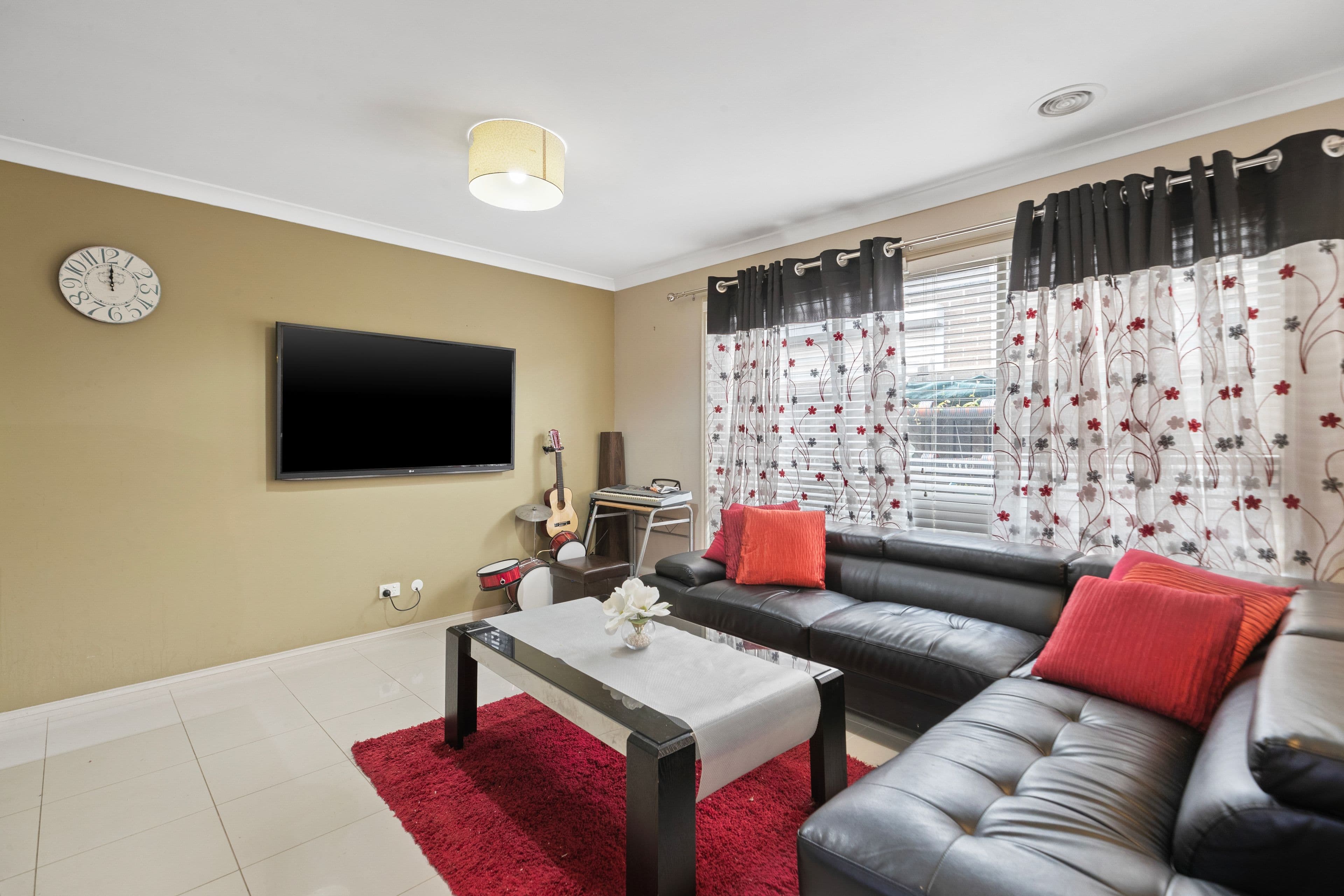 76 Gallery Way, Pakenham VIC 3810, Pakenham - Thumbnail 3