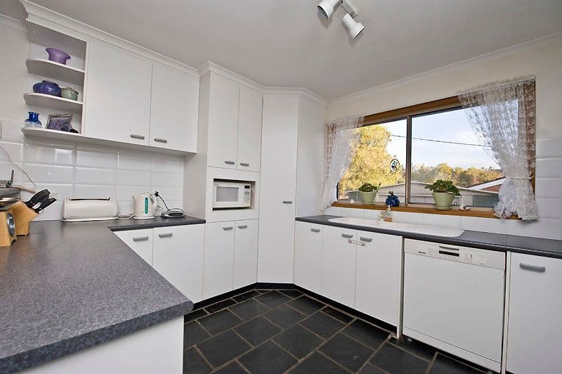 8 Mighell Place, THEODORE ACT 2905, Theodore - Thumbnail 4