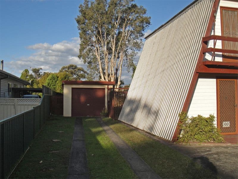 38 Panorama Parade, BERKELEY VALE NSW 2261, Berkeley Vale - Thumbnail 5