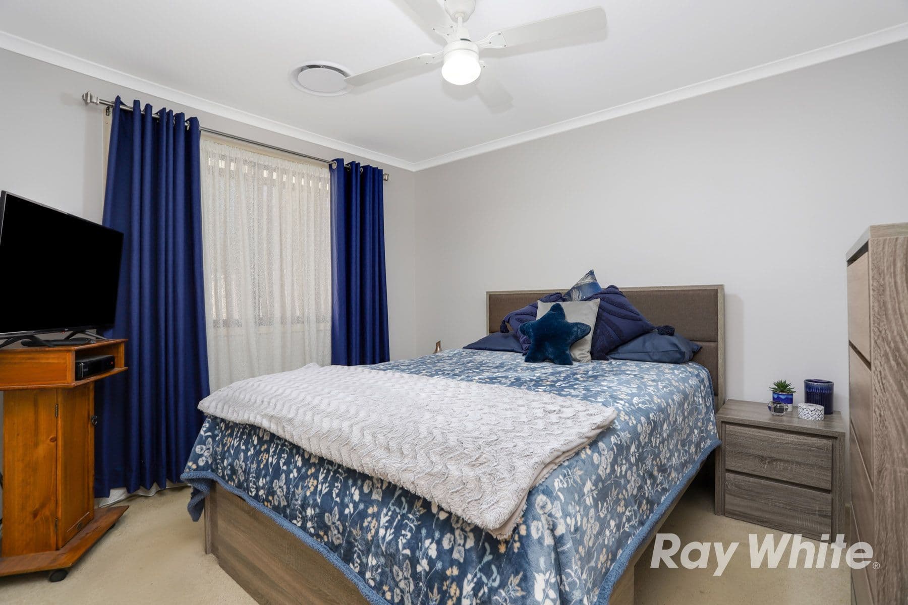 2 Kulleroo Crescent, Claremont Meadows NSW 2747, Claremont Meadows - Thumbnail 4