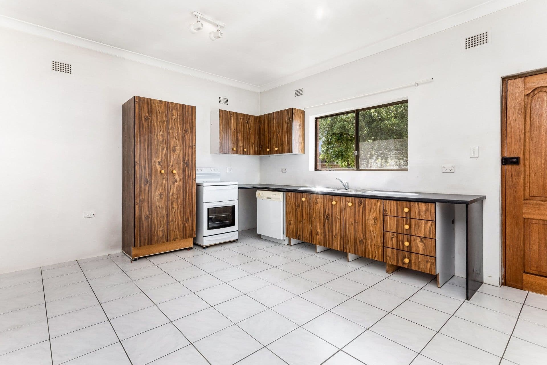 192 Bay Street, Pagewood - Thumbnail 3