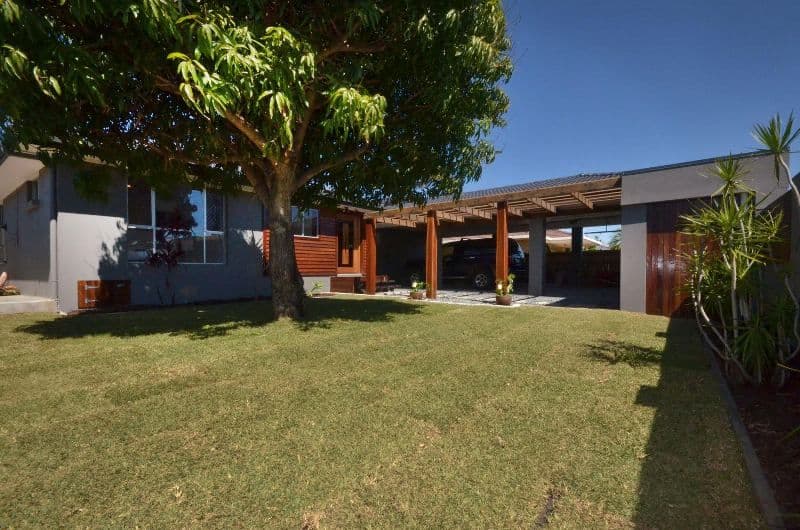 16 Joan Street, Burleigh Waters QLD 4220, Burleigh Waters - Thumbnail 3