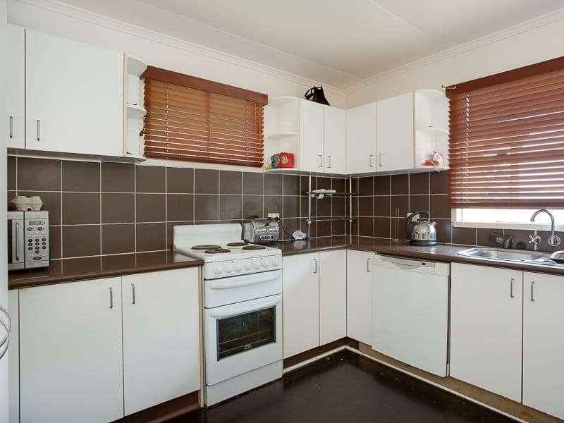 57 Bundara Street, MORNINGSIDE QLD 4170, Morningside - Thumbnail 2
