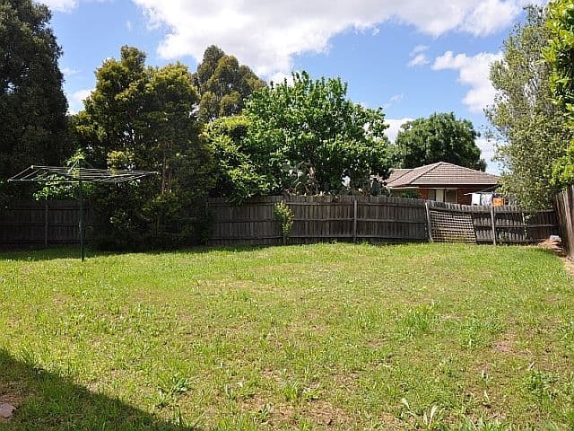 8 Bamboo Court, MILL PARK VIC 3082, Mill Park - Thumbnail 6