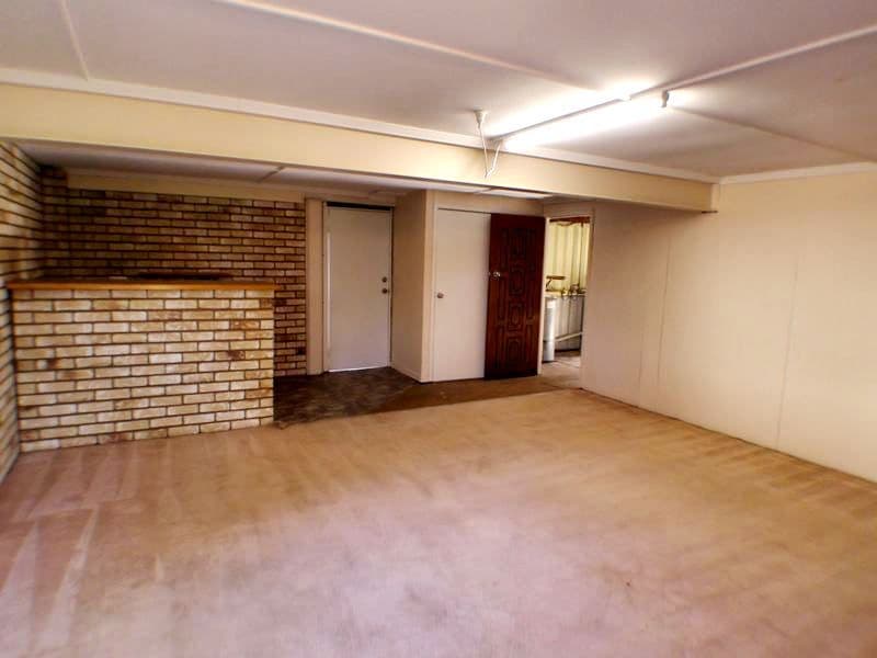 6  Skinner Crescent, SILKSTONE QLD 4304, Silkstone - Thumbnail 4