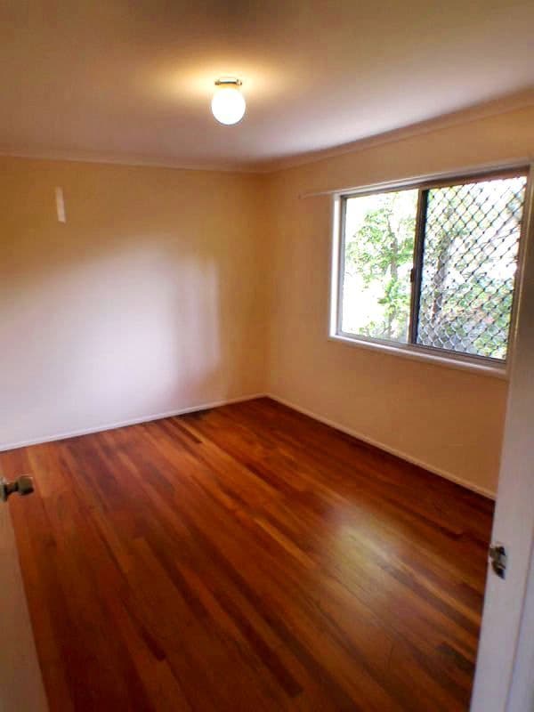 6  Skinner Crescent, SILKSTONE QLD 4304, Silkstone - Thumbnail 7