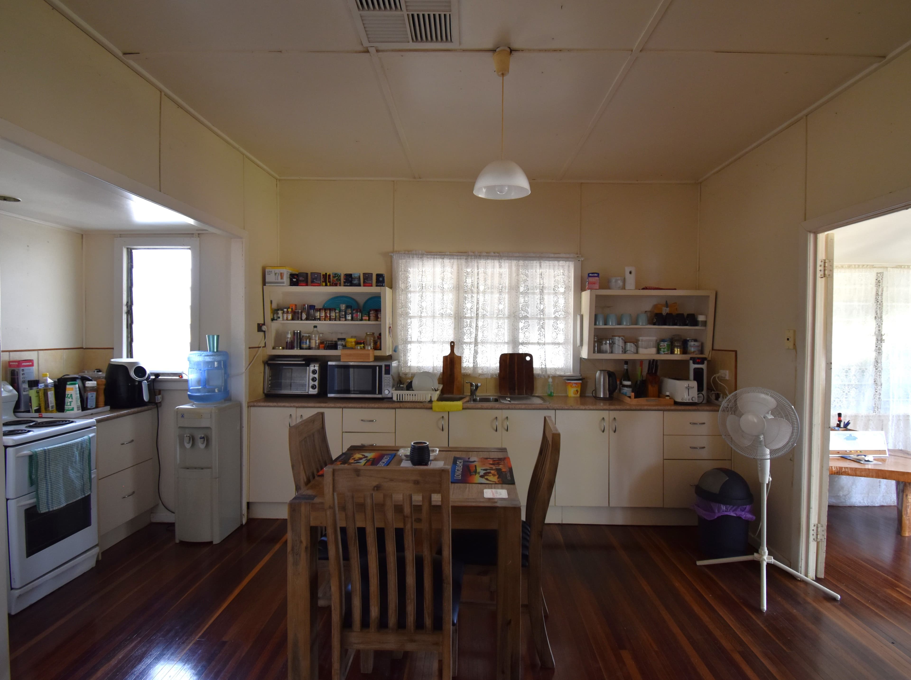 86 Cassowary Street, Longreach QLD 4730, Longreach - Thumbnail 2