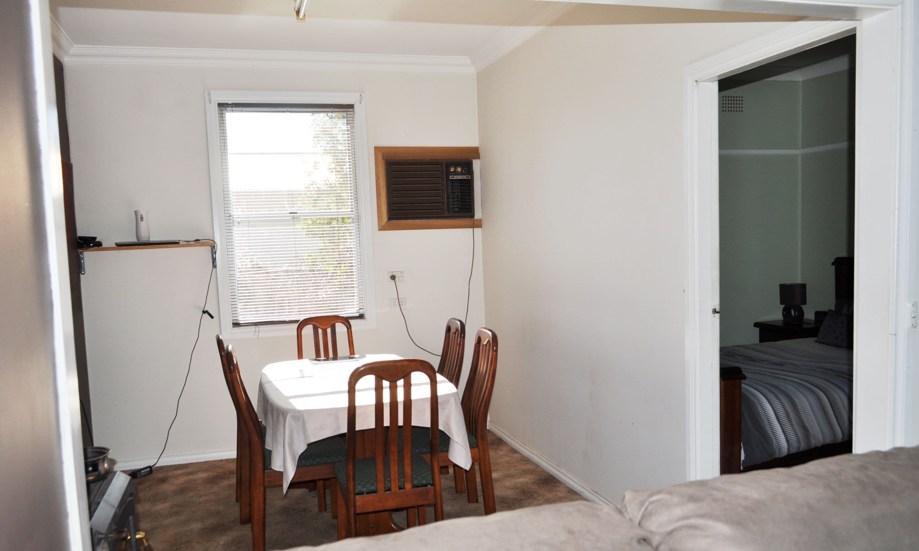 36 Hay Street, Cootamundra - Thumbnail 4