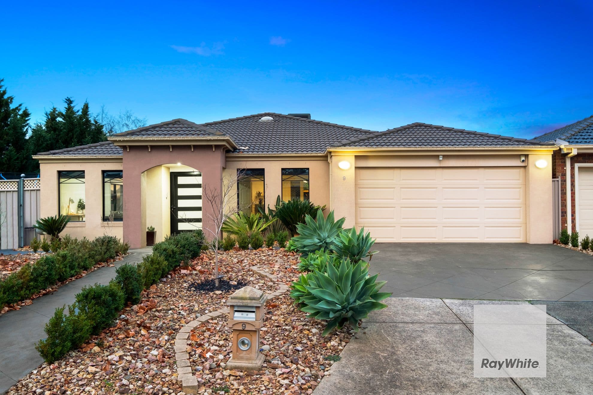 9 The Peak, Hillside VIC 3037, Hillside - Image 1