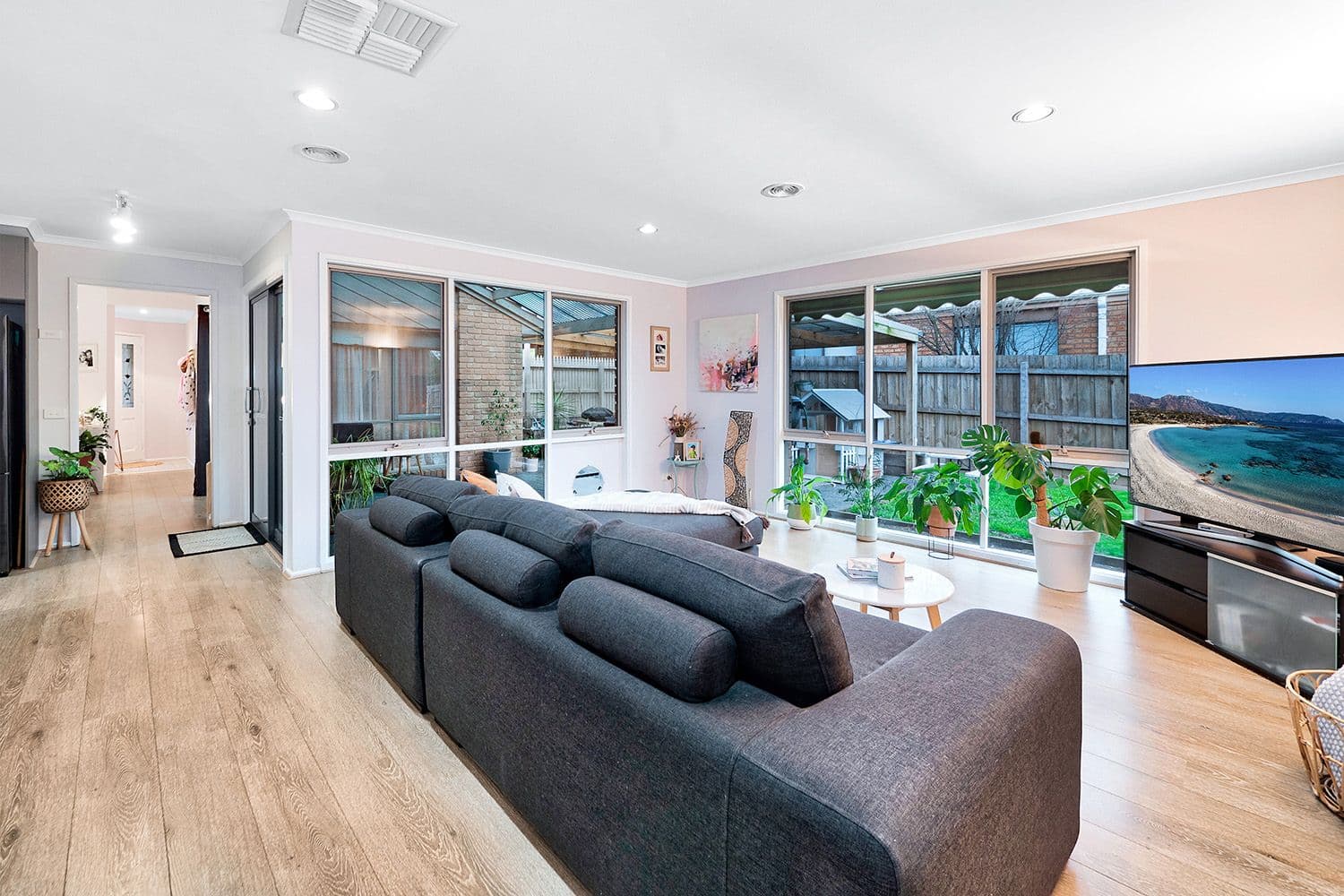 42 Coolabah Grove, Berwick VIC 3806, Berwick - Thumbnail 3
