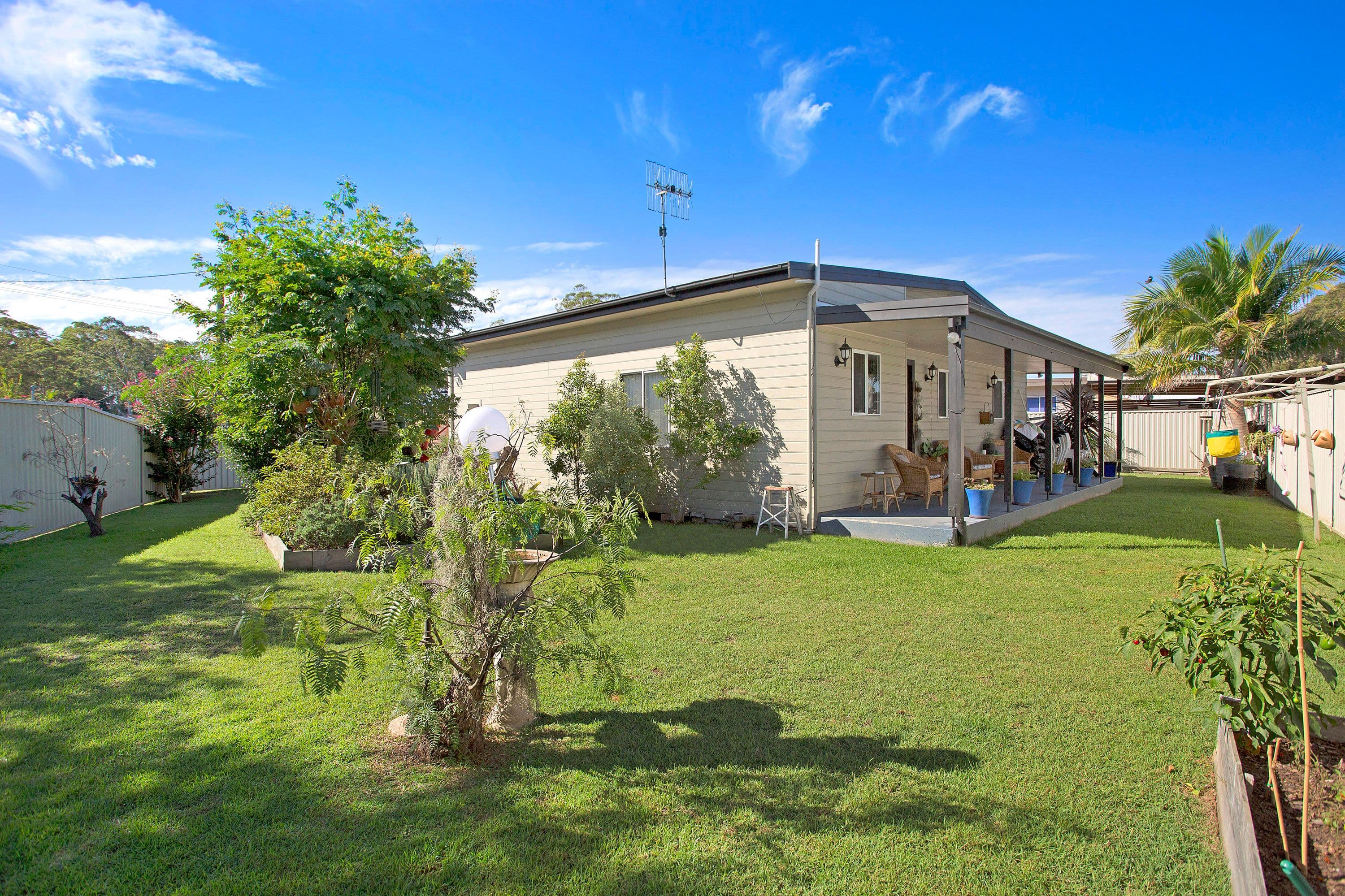 5 Marlborough Place, Berkeley Vale - Thumbnail 6