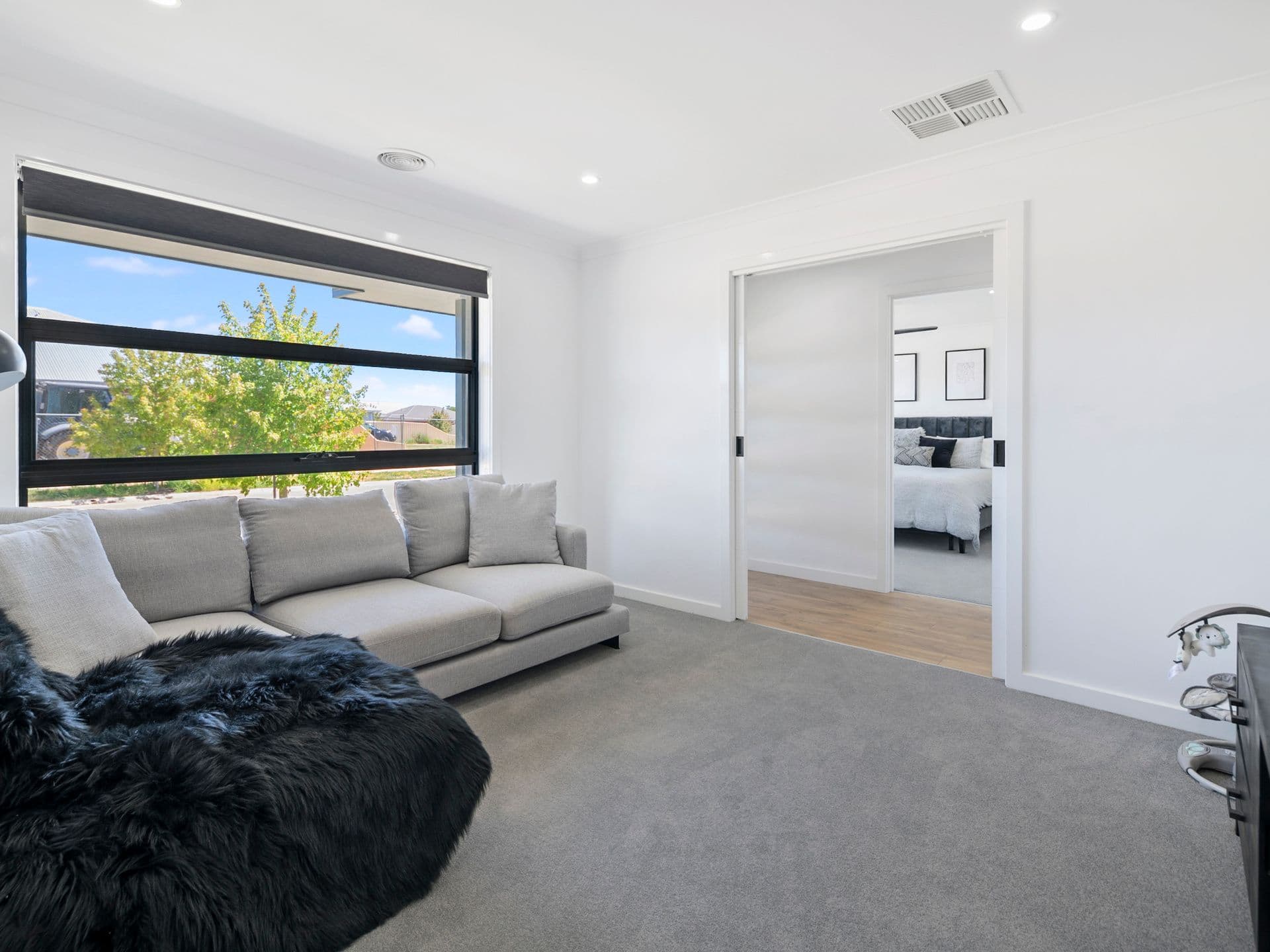 21 Senator Drive, Benalla VIC 3672, Benalla - Thumbnail 2