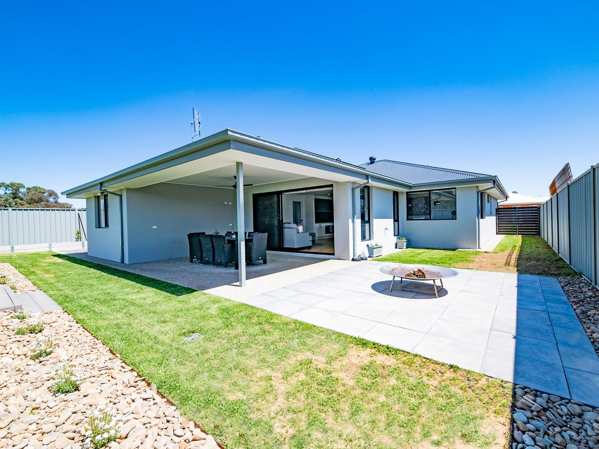 21 Senator Drive, Benalla VIC 3672, Benalla - Thumbnail 8