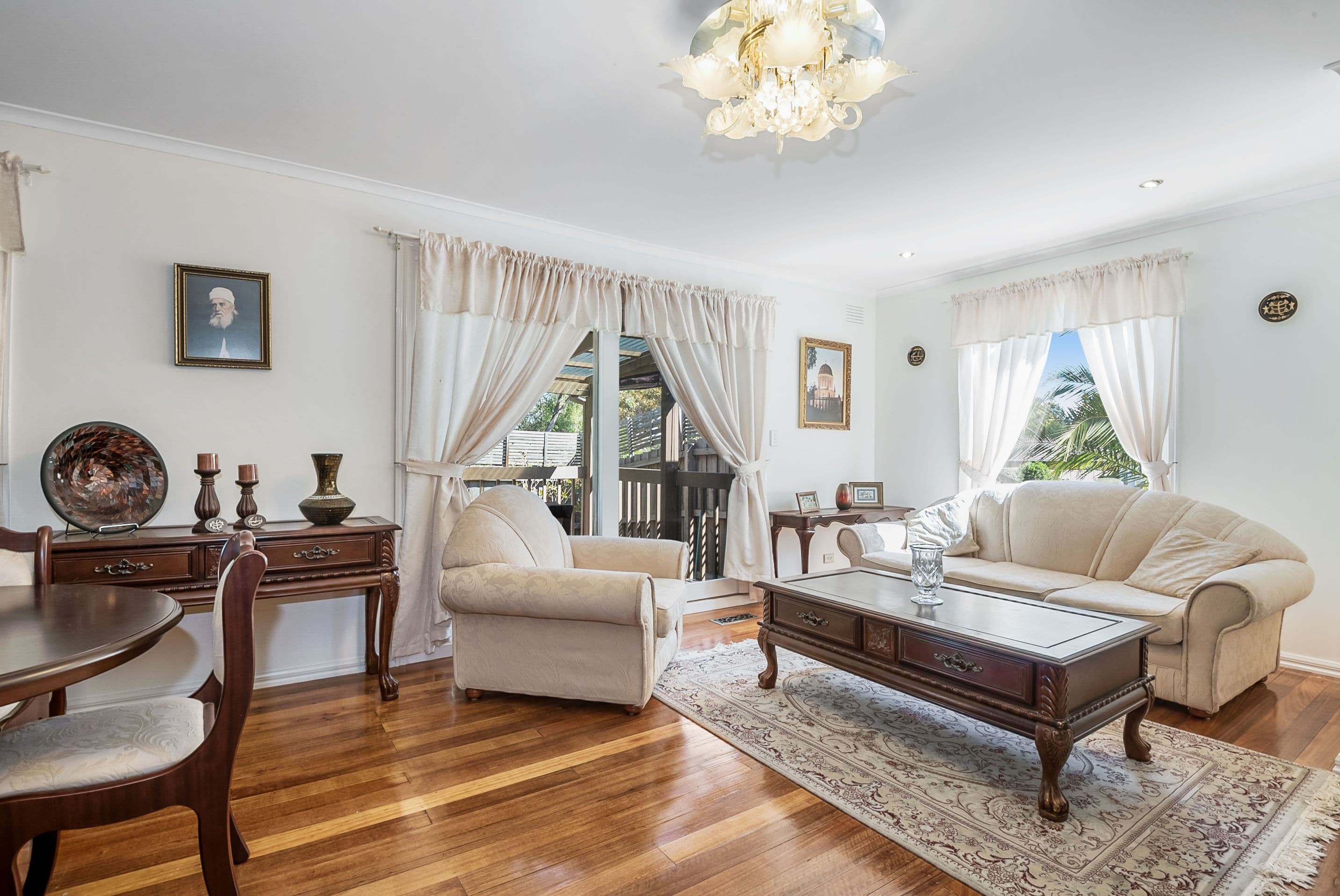 19 Hurlstone Crescent, Mill Park VIC 3082, Mill Park - Thumbnail 5