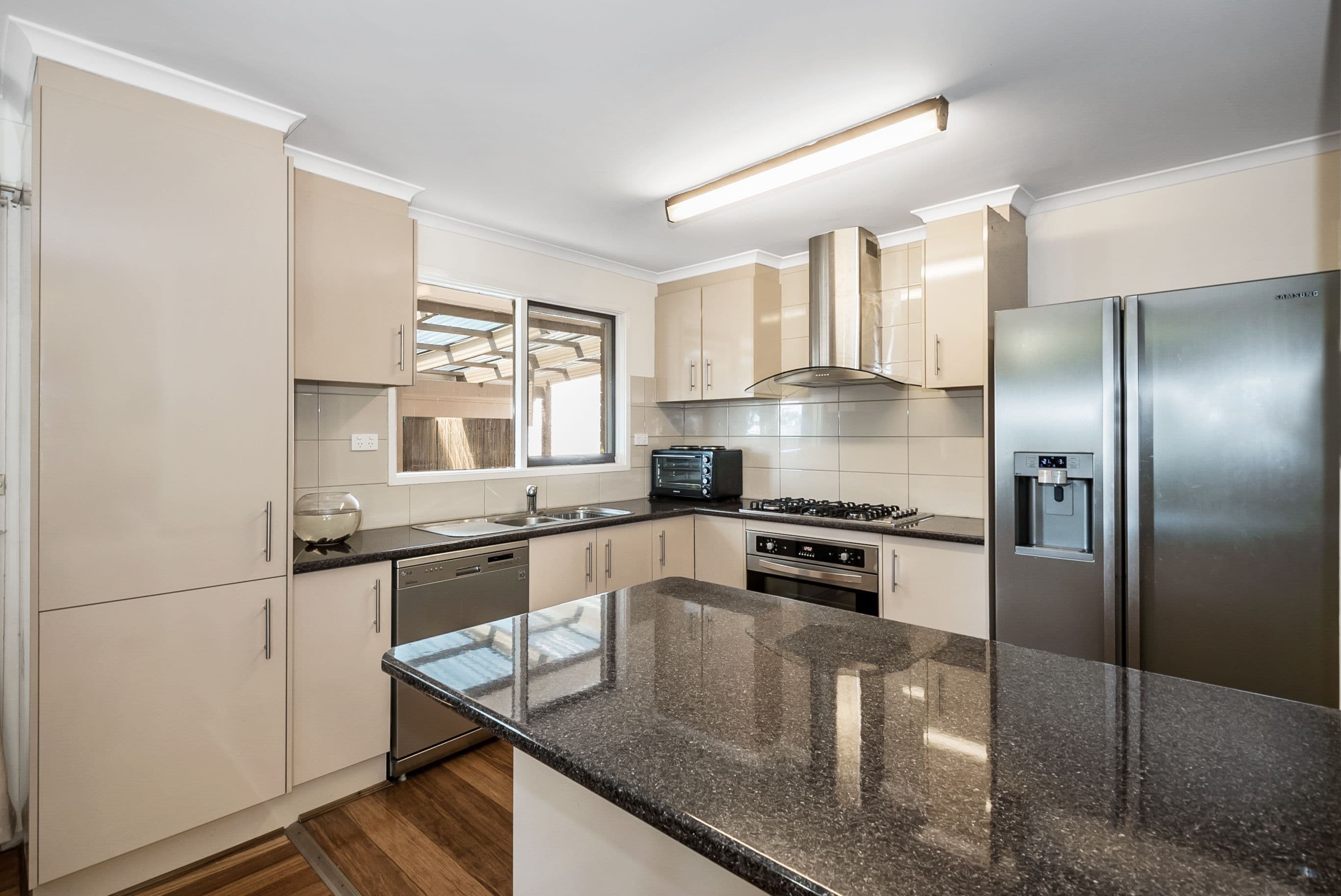 19 Hurlstone Crescent, Mill Park VIC 3082, Mill Park - Thumbnail 6