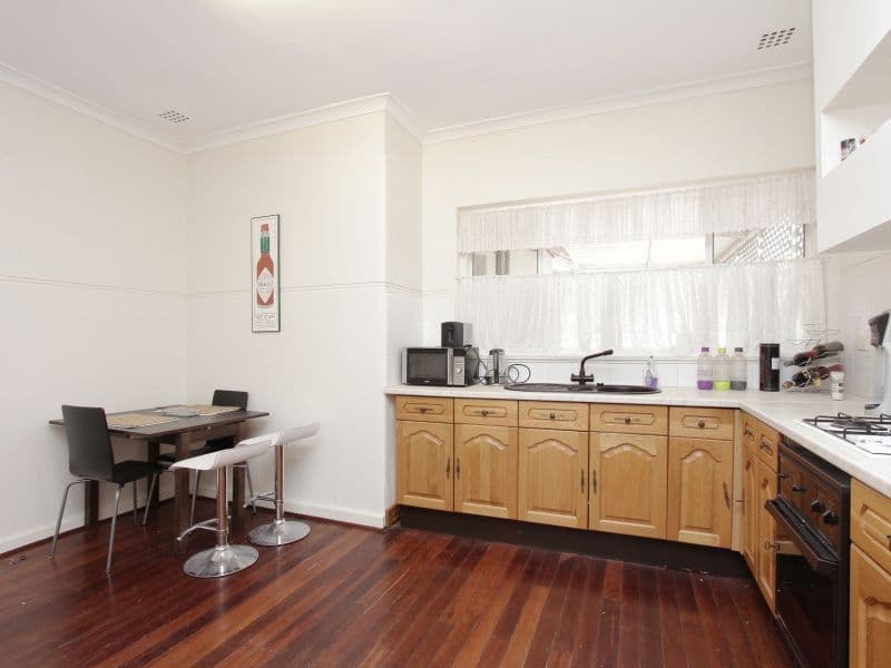 335 Wright Street, CLOVERDALE WA 6105, Cloverdale - Thumbnail 4