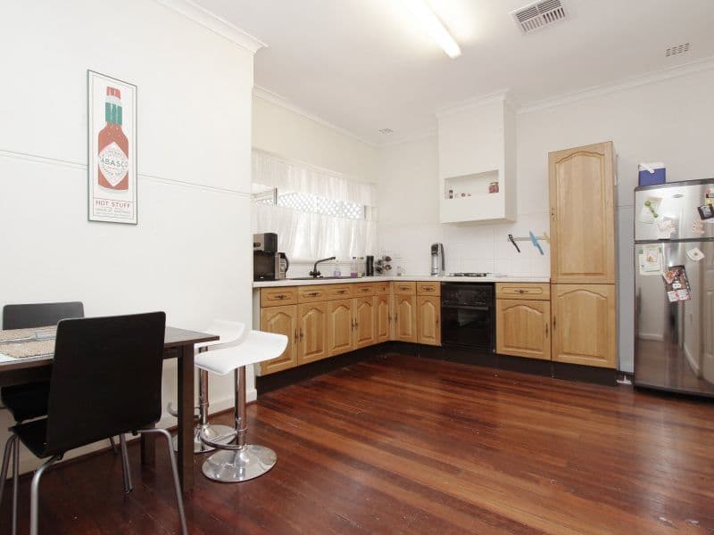 335 Wright Street, CLOVERDALE WA 6105, Cloverdale - Thumbnail 6