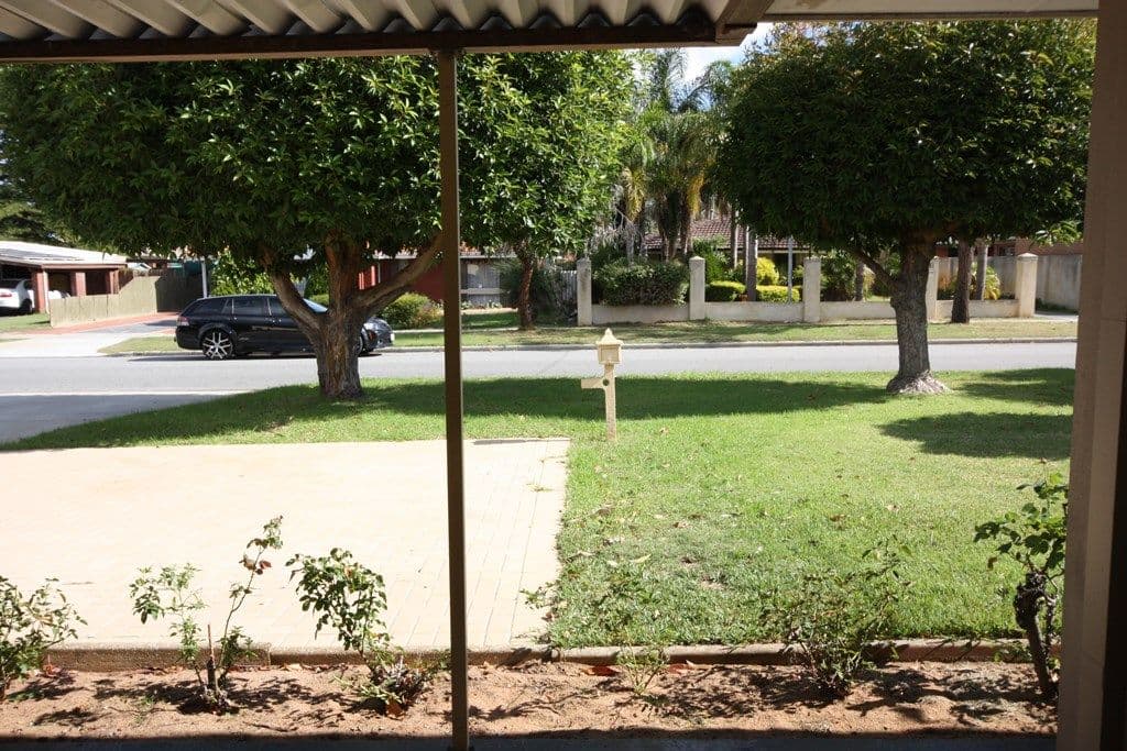 36 Charteris Drive, Ivanhoe East, Ivanhoe East - Image 1