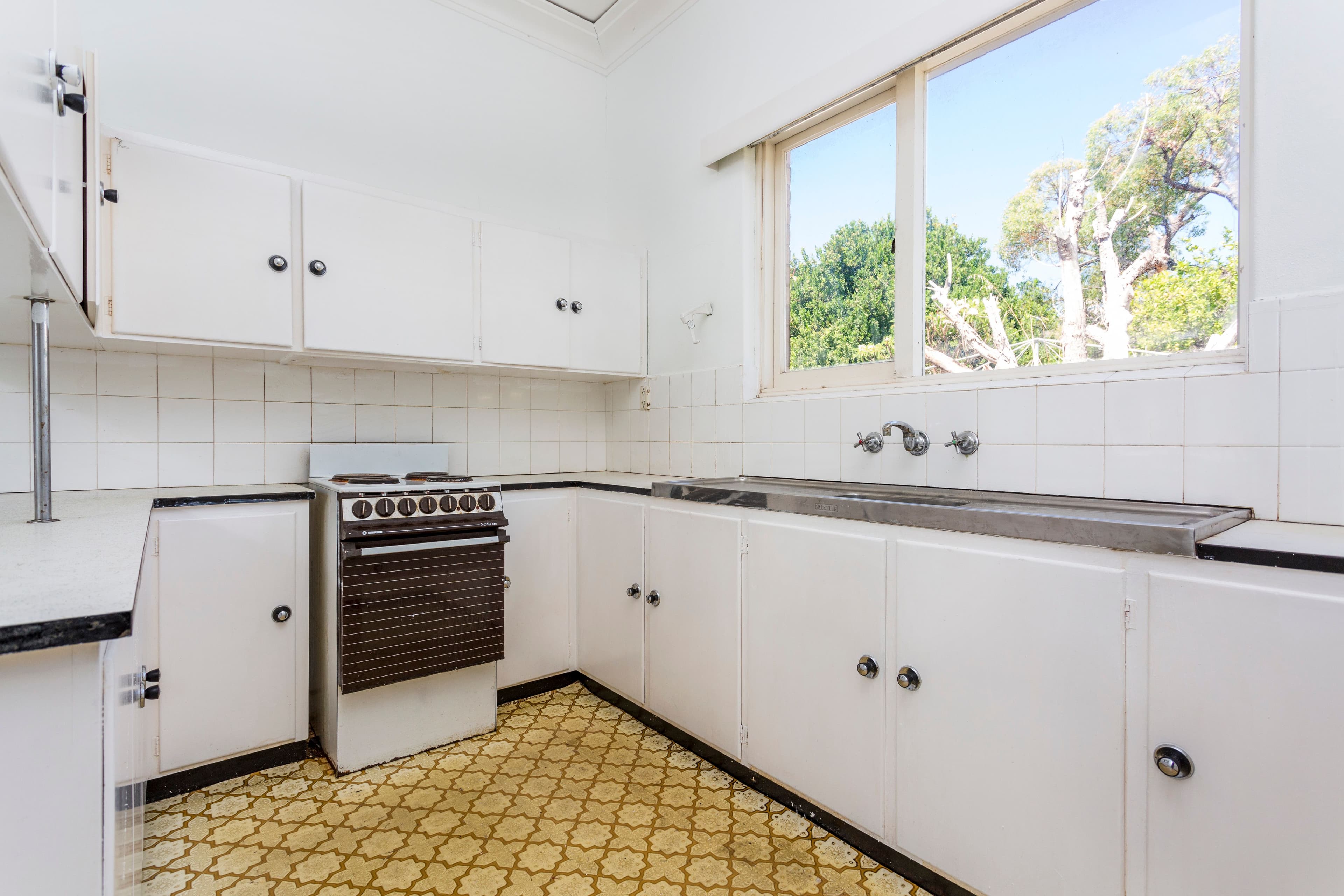 6a Matheson Road, Applecross WA 6153, Applecross - Thumbnail 7