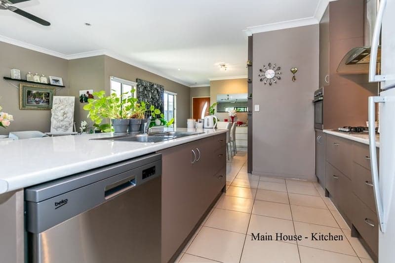 70 Wildflower Circuit, Upper Coomera - Thumbnail 8