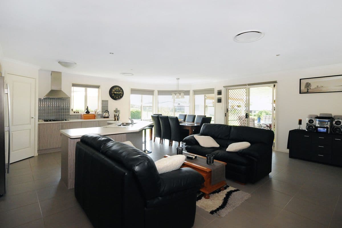 9 Tea Tree Court, Gowrie Junction QLD 4352, Gowrie Junction - Thumbnail 4