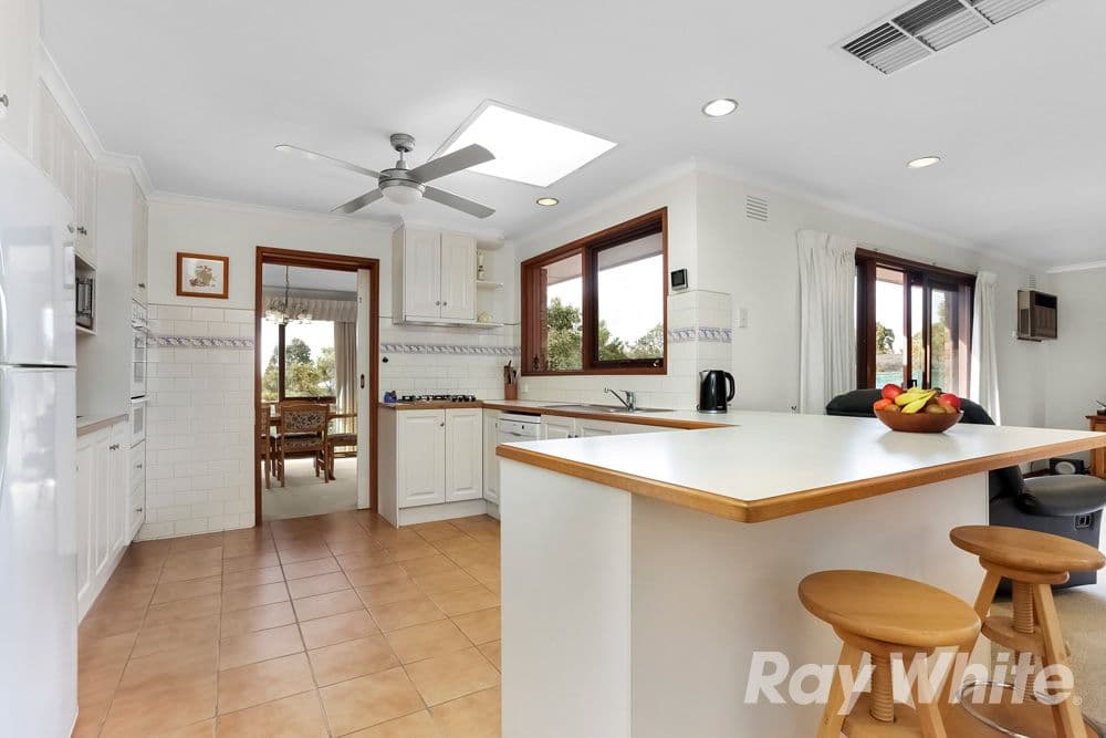 58 Alex Avenue, Wheelers Hill VIC 3150, Wheelers Hill - Thumbnail 2