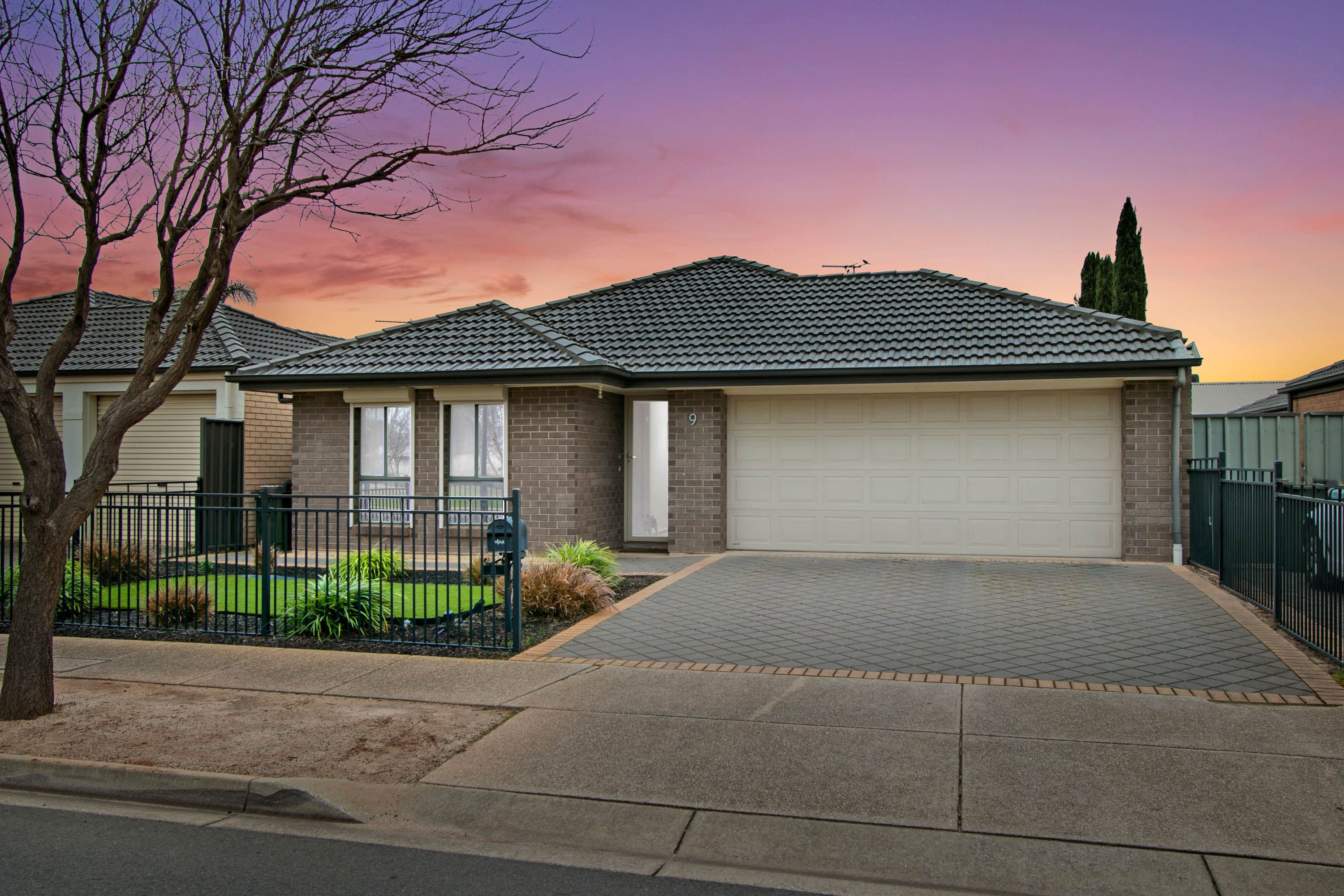 9 Flannery Crescent, Andrews Farm SA 5114, Andrews Farm - Image 1