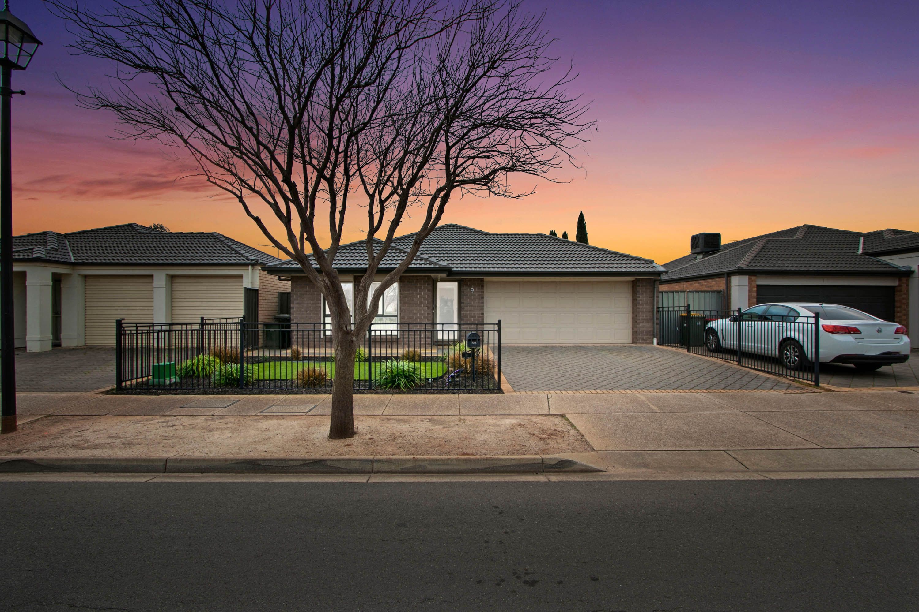 9 Flannery Crescent, Andrews Farm SA 5114, Andrews Farm - Thumbnail 4