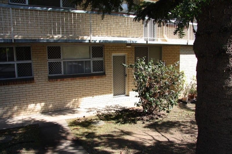 245 Pickering Street, GAYTHORNE QLD 4051, Gaythorne - Thumbnail 2