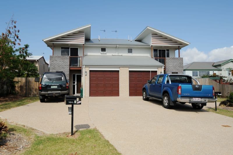 27 Side Street, WEST GLADSTONE QLD 4680, West Gladstone - Image 1