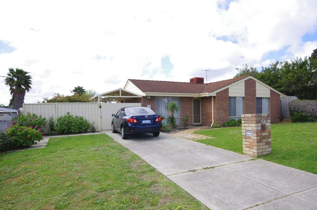 11 Augustus Way, MARANGAROO WA 6064, Marangaroo - Thumbnail 2