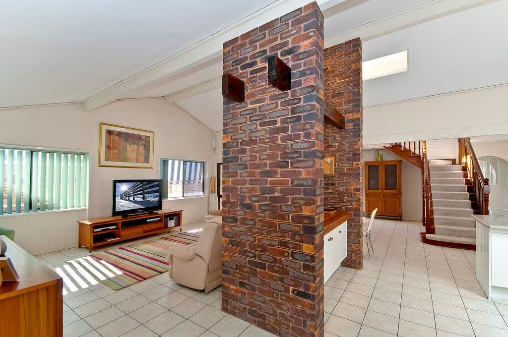 166 Mallawa Drive, PALM BEACH QLD 4221, Palm Beach - Thumbnail 8